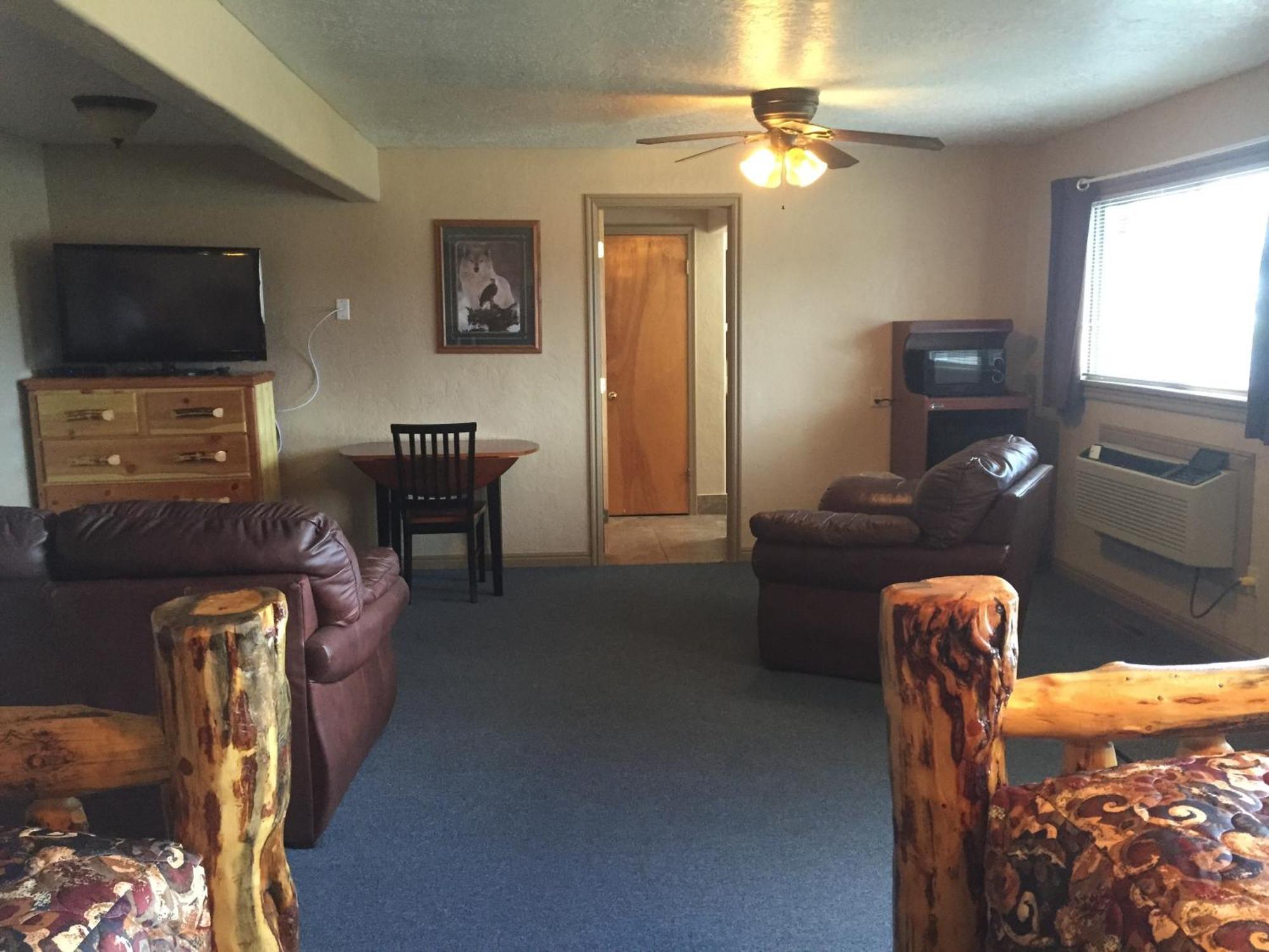 Harrison Inn Duchesne エクステリア 写真