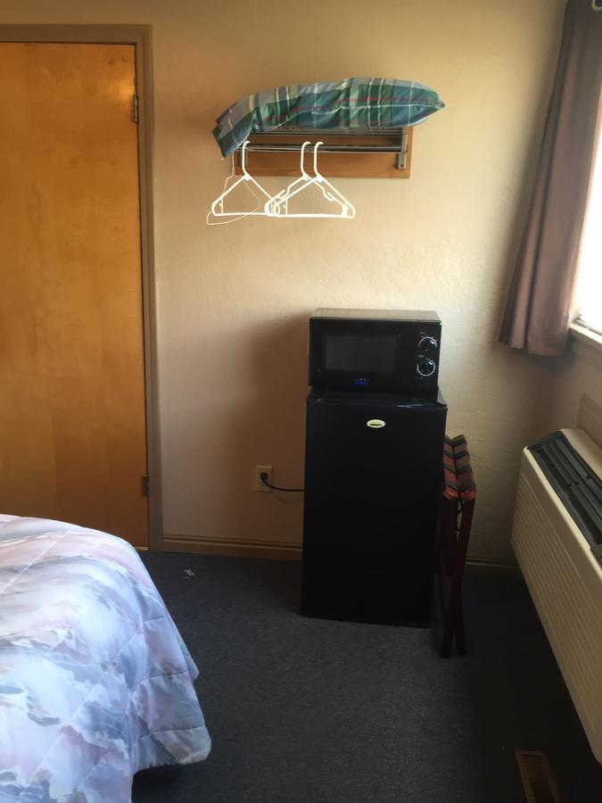 Harrison Inn Duchesne エクステリア 写真