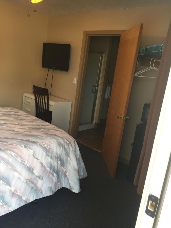 Harrison Inn Duchesne エクステリア 写真